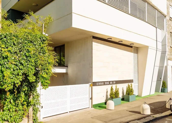 Central 5 Apartment - New Building & Parking