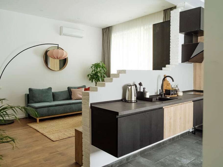 5 - New Building & Parking Apartment Bucharest